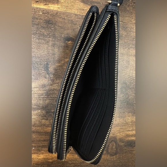 Women’s COACH Double Zip Wallet - Picture 8 of 8